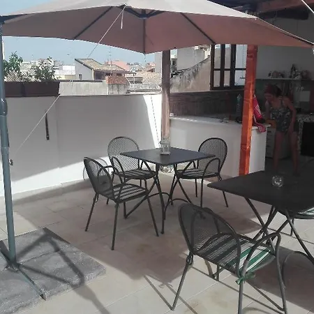 Πανσιόν La Casa Di Aneupe Συρακούσες